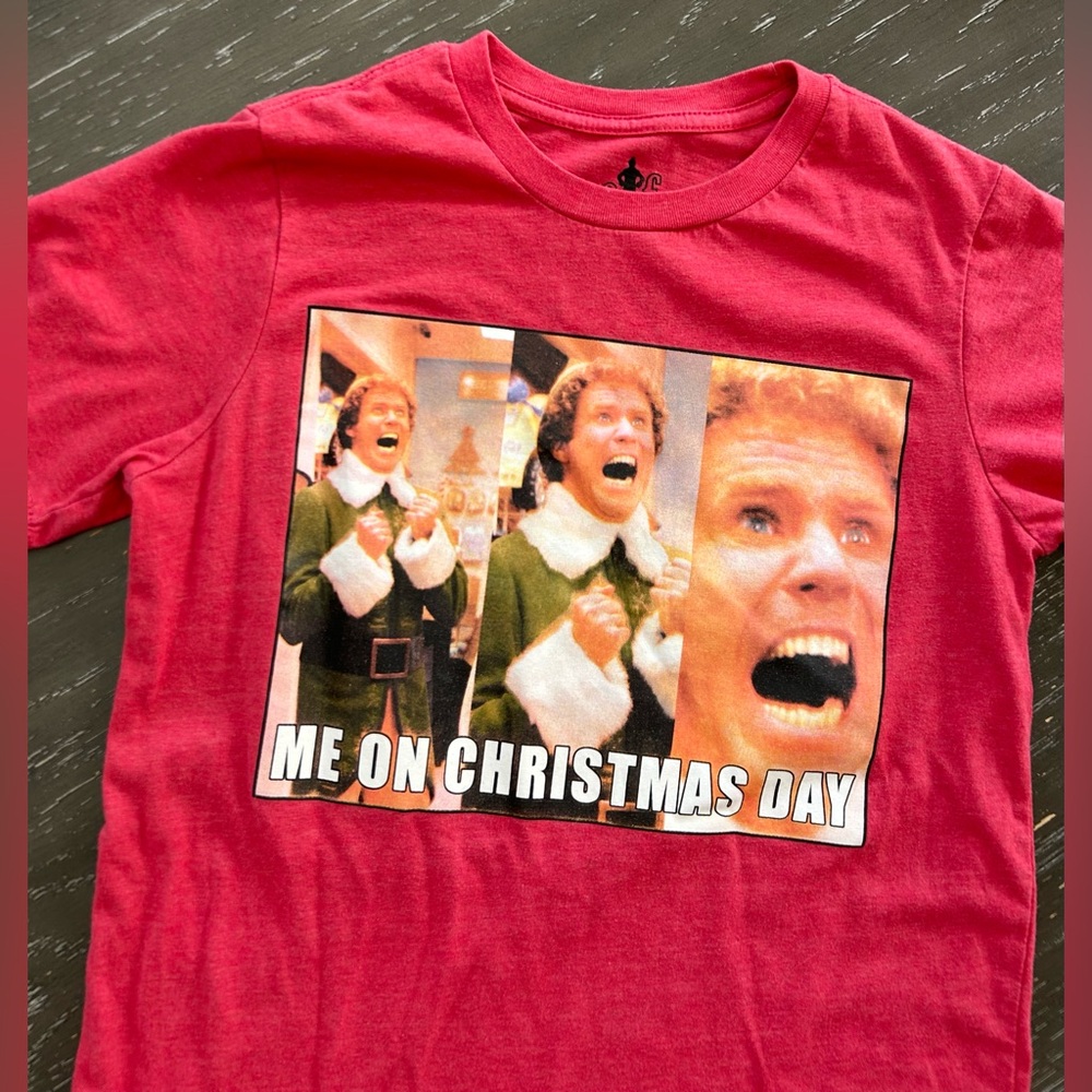 Youth Large Elf tshirt.  I ship fast, same/next day.